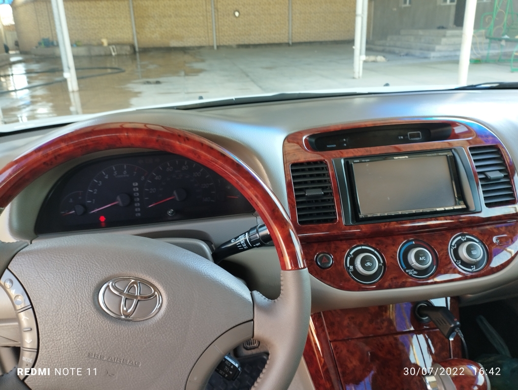 Saraý | Toyota | Camry
